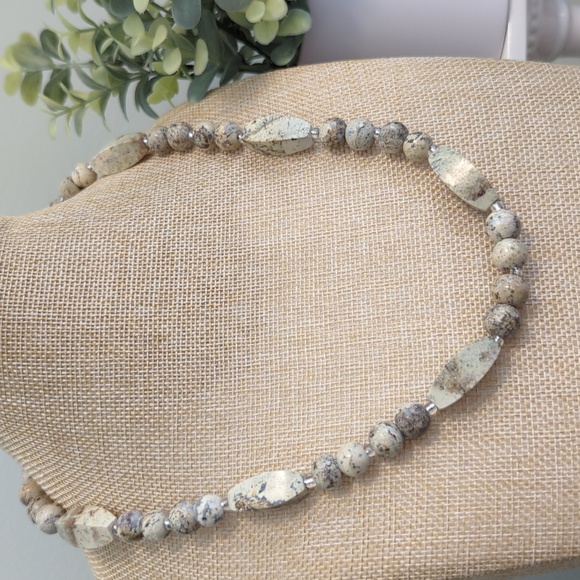 Natural Gemstone Dendritic Picture Jasper Necklace - Picture 3 of 5
